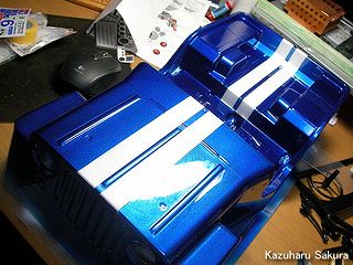 Gmade（ジーメイド） GS01 SAWBACK製作記 ～ ホワイトのラインを外側から吹き付け